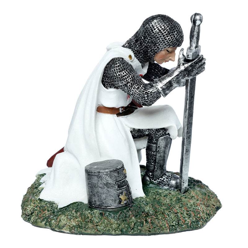 Protector of the Kingdom Knight Kneeling - Gift Arch