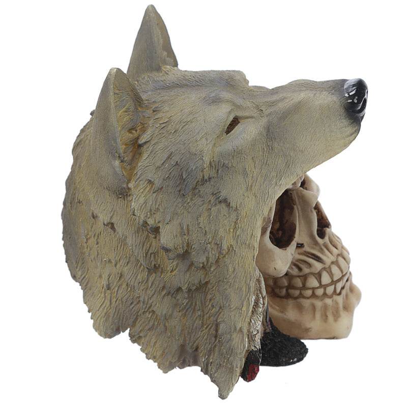 Skull with Wolf Head Decoration - Gift Arch