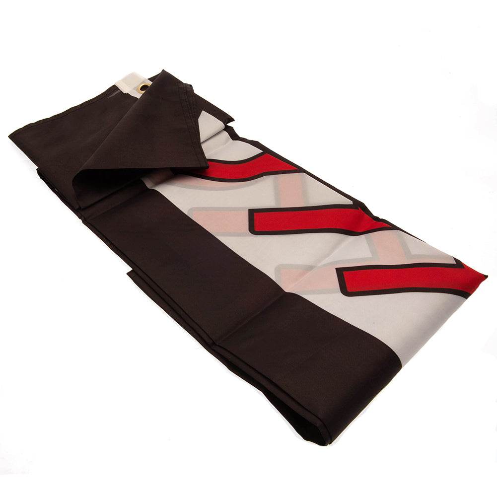 Fulham FC Core Crest Flag - Gift Arch