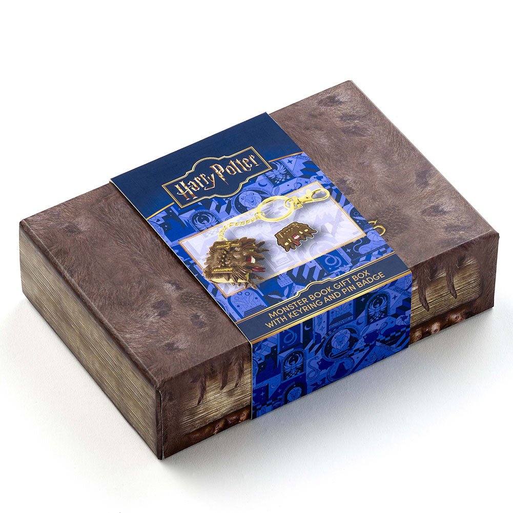 Harry Potter Monster Book Keyring & Badge Gift Box - Gift Arch