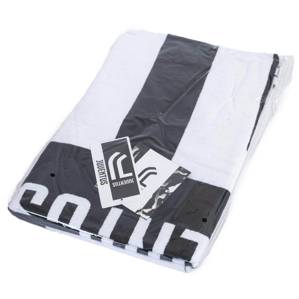 Juventus FC Crest Towel - Gift Arch