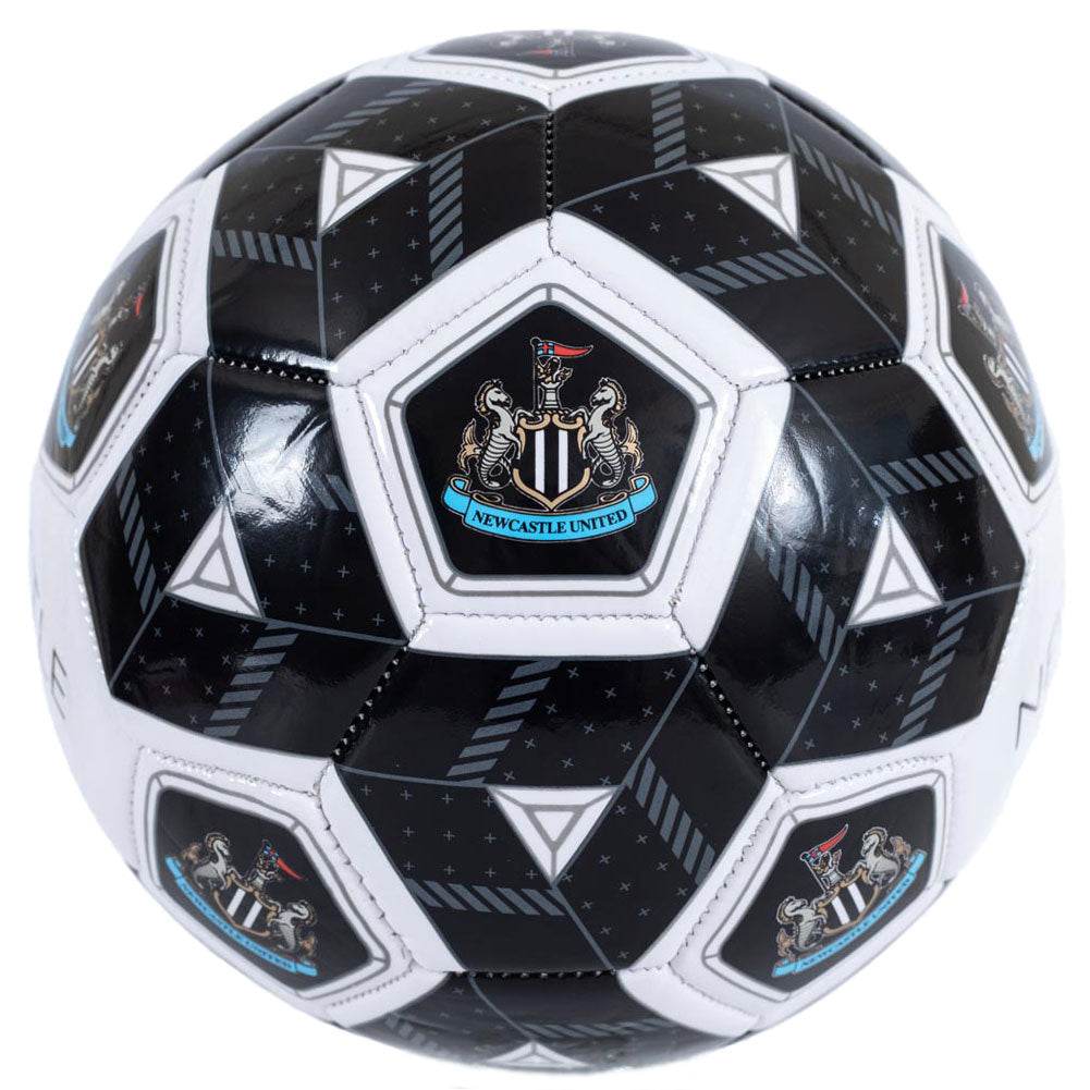 Newcastle United FC Hex Size 3 Football - Gift Arch