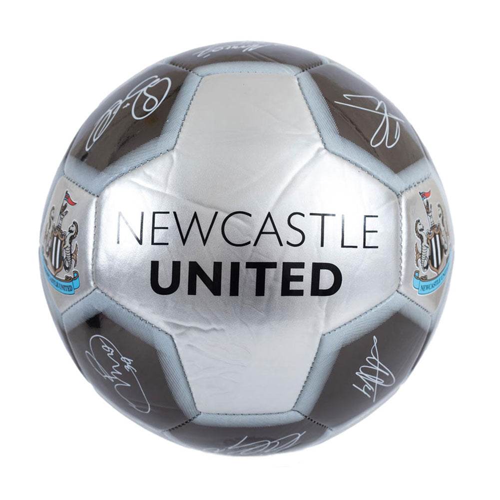 Newcastle United FC Sig 26 Skill Ball - Gift Arch