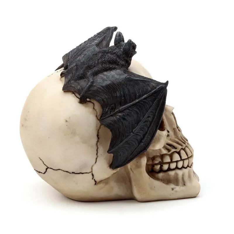 Gruesome Skull Head with Bat Decoration - Gothic Fantasy Skulls & Skeletons