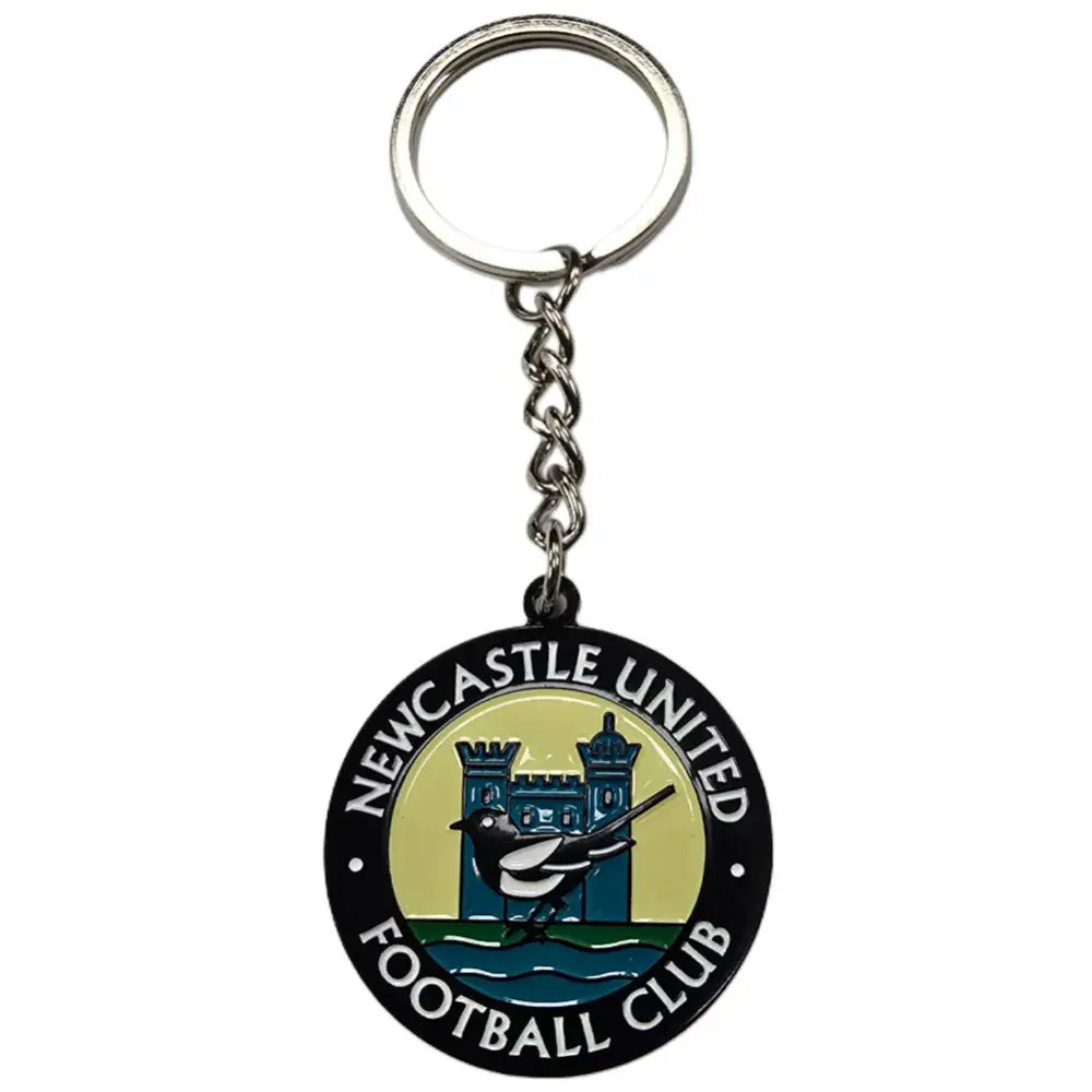 Newcastle United FC Retro 76-83 Crest Keyring & Badge Set