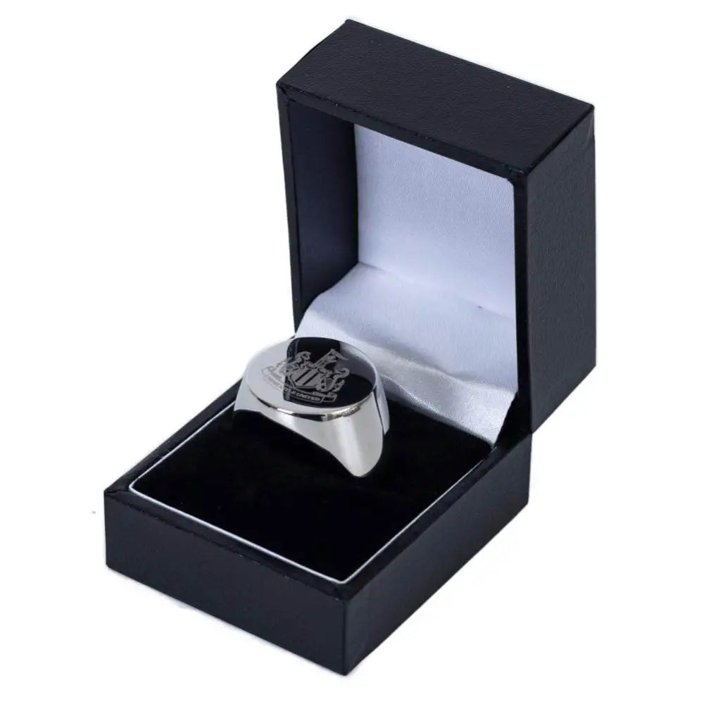 Newcastle United FC Round Signet Ring Medium