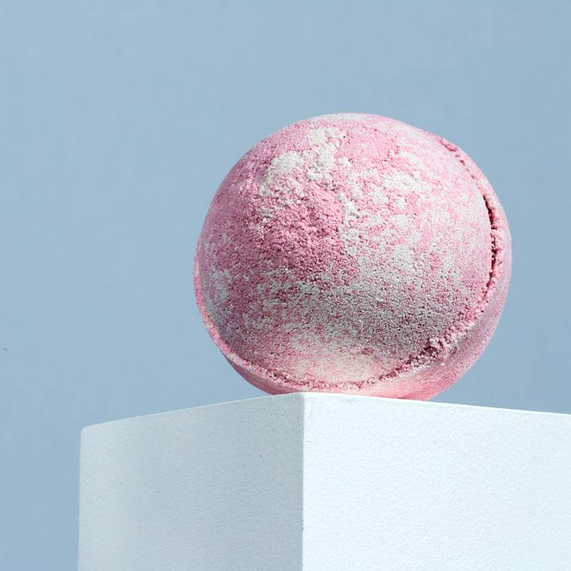 Party Girls Bath Bomb with Body Glitter - Gift Arch