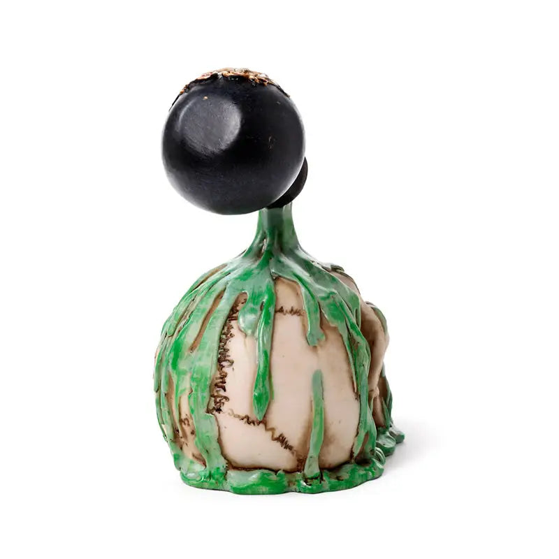 Screaming Skull with Green Potion - Gothic Fantasy Skulls & Skeletons