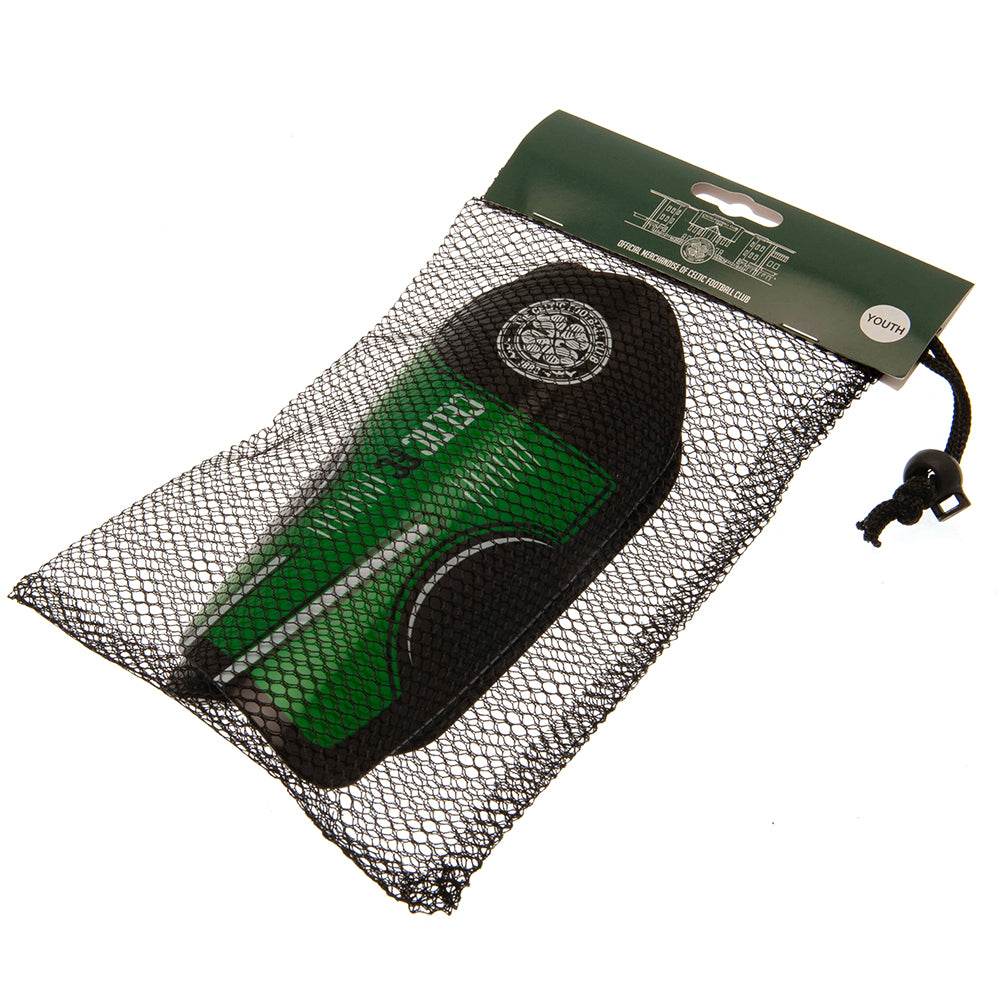 Celtic FC Delta Shin Pads Youths - Gift Arch