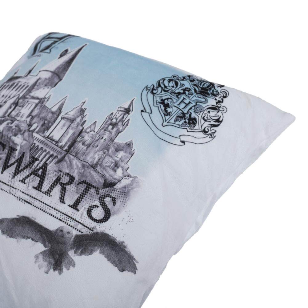 Harry Potter Hogwarts Velvet Feel Cushion - Gift Arch